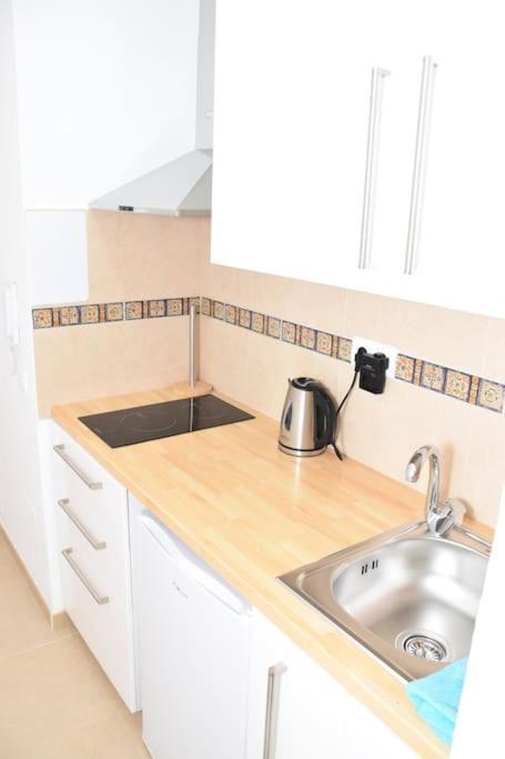 Small Apartament By The Sea 马拉加 外观 照片